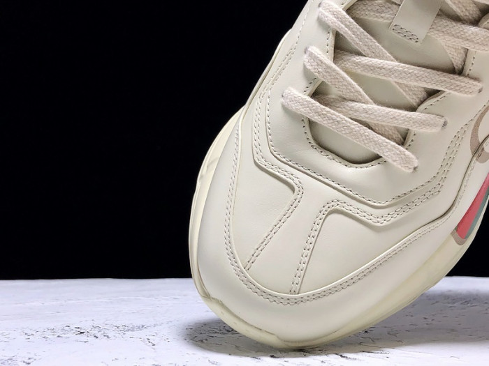 G*u*i trainer sneaker 528892 drw00 9522