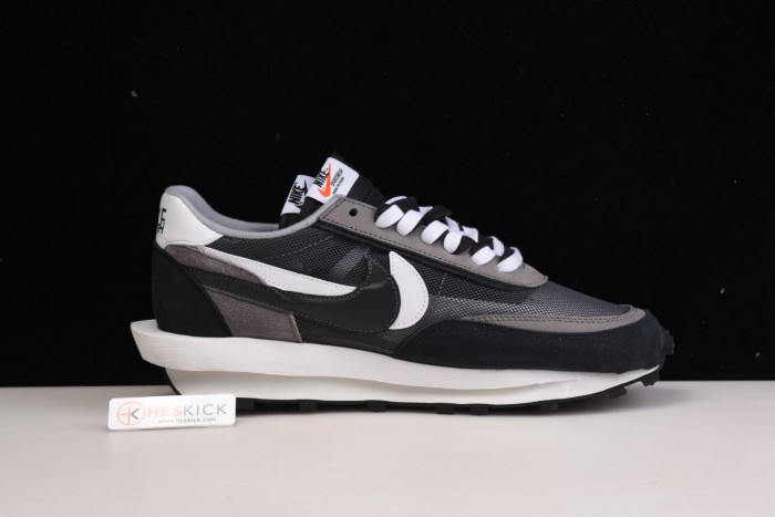Sacai Nike LDWaffle Black Anthracite White BV0073-001
