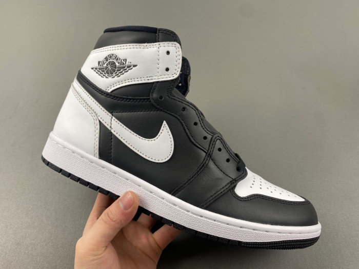 Air Jordan 1 High OG “Reverse Panda  DZ5485-010