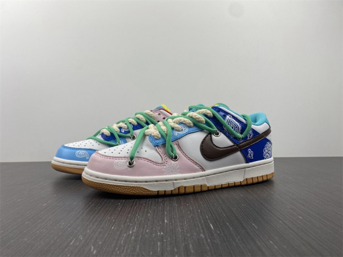 NIKE DUNK LOW SE ‘’ FREE.99'''' CT2496-100