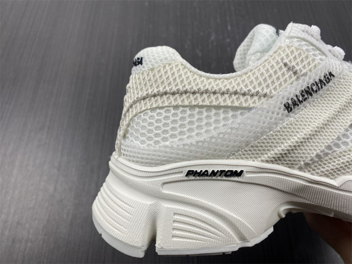 BLCG PHANTOM YEESHOES042101