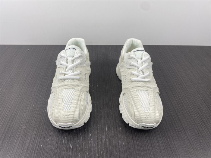 BLCG PHANTOM YEESHOES042101
