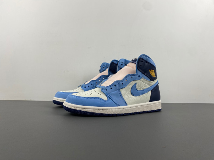 Air Jordan 1 High OG“First in Flight”  FD2596-400