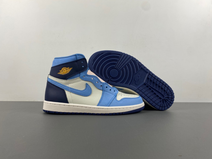 Air Jordan 1 High OG“First in Flight”  FD2596-400