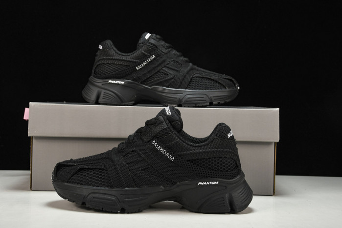 BLCG PHANTOM YEESHOES042801