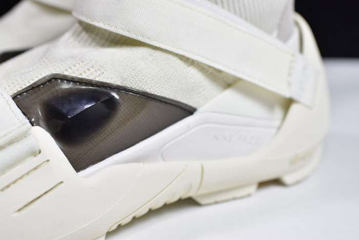 Nike Free TR 3 Flyknit SP MMW Sail AQ9201-100