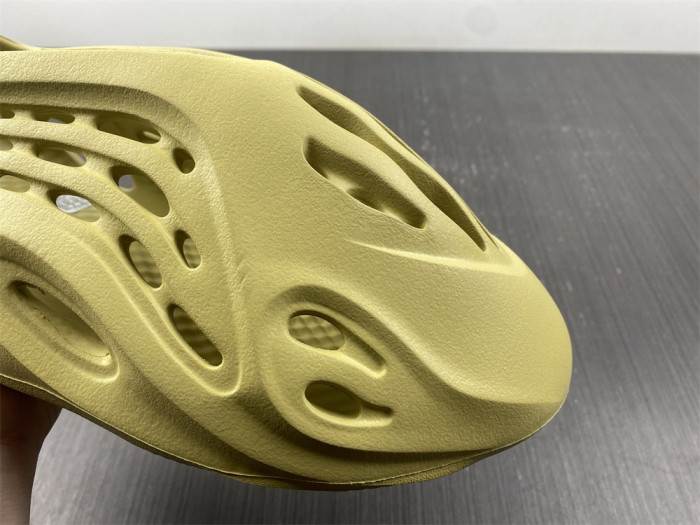 Yeezy Foam Runner  GV6775