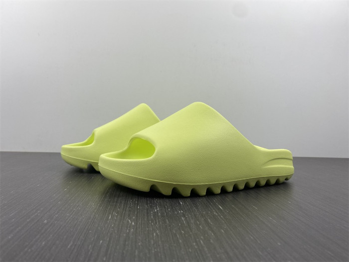 Yeezy Slide  'GLOW GREEN' 2022 HQ6447