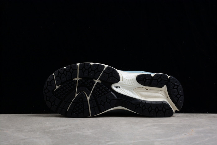 New* Balance WL2002 ML2002RR