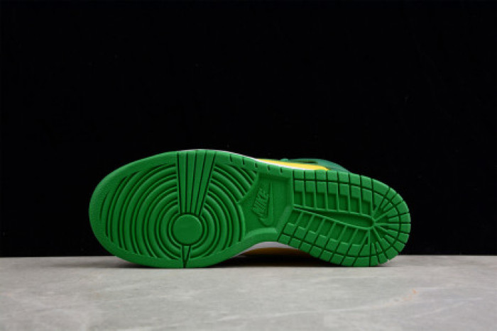 S*p*e x nike sb dunk high dn3741-700