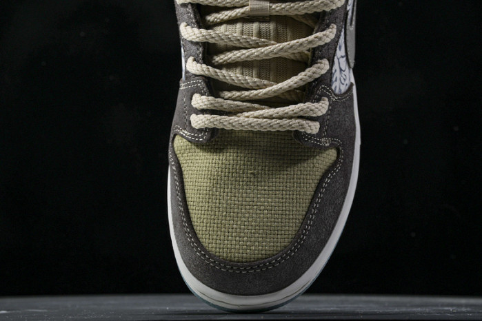 DUNK LOW  “Big Money Savings”  FZ3129