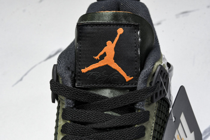 UNDEFEATED x Air Jordan 4 OG IB1519-200