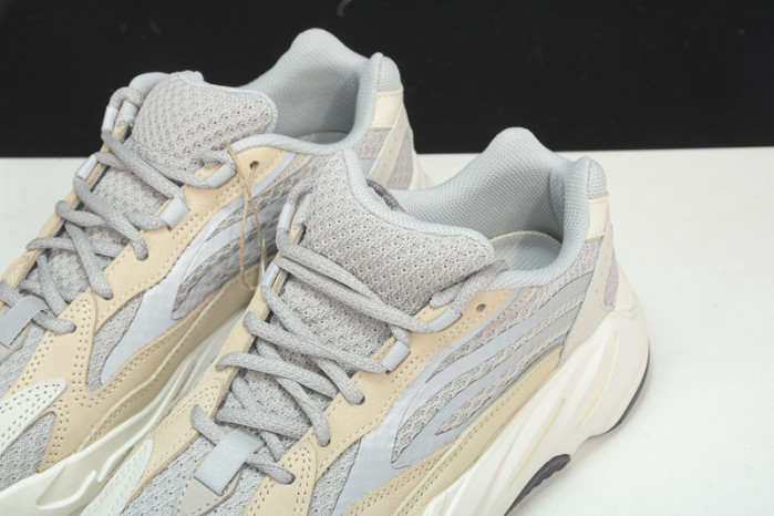 Adidas Yeezy Boost 700 V2 Cream GY7924