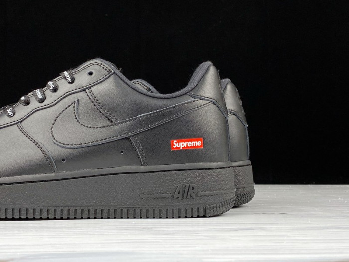 S*p*e x nike air force 1  cu9225-100-001