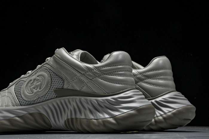 G*u*i ripple sneaker