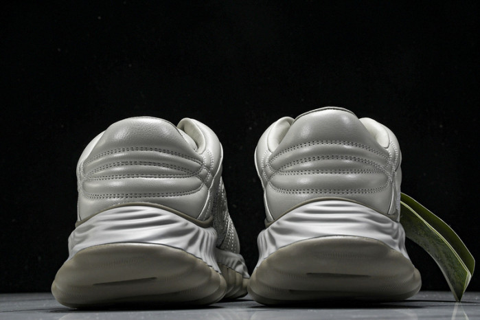 G*u*i ripple sneaker
