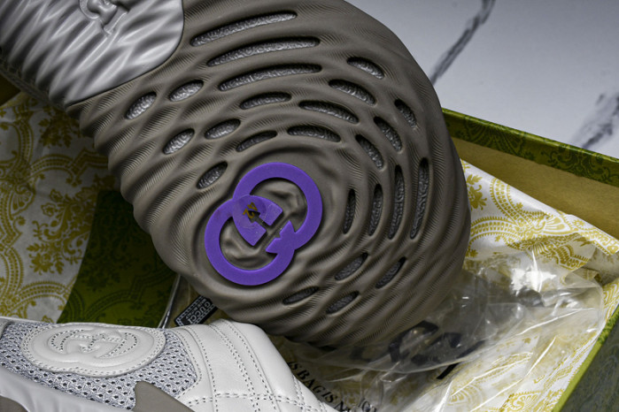 G*u*i ripple sneaker