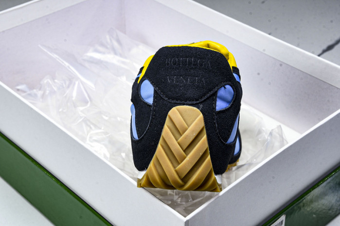 BOTTEGA VENETA  SNEAKER