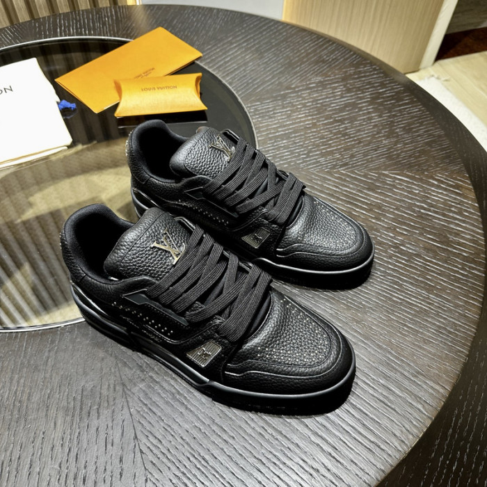 LV SNEAKER TRAINER   FOR-LV322
