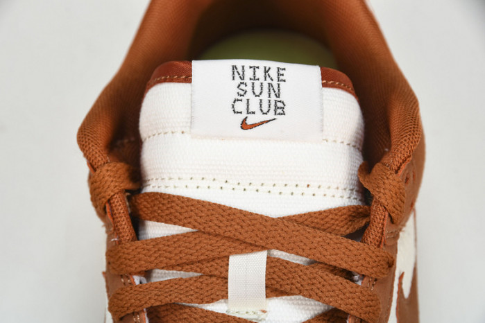 Nike DUNK LOW SE "Sun Club"  DR5475-100