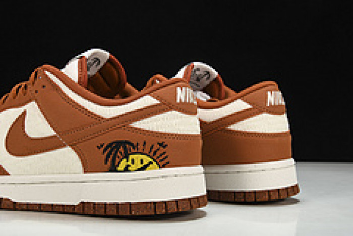 Nike DUNK LOW SE "Sun Club"  DR5475-100