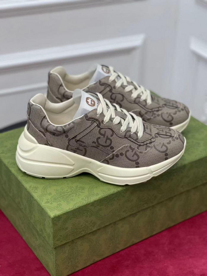 G*u*i  sneaker