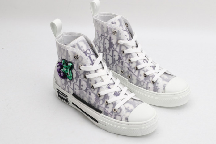 D10R B23 Oblique High Top Sneaker