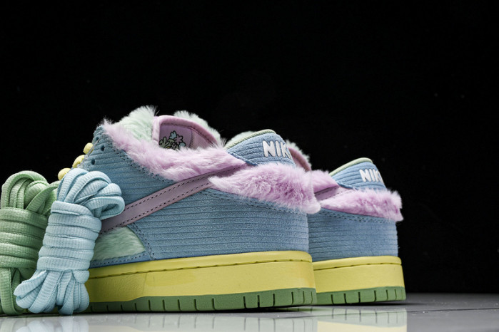 Verdy x Nike SB Dunk Low “Visty” FN6040-400
