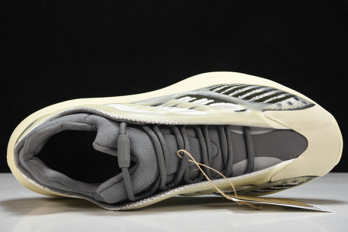 ADIDAS YEEZY 700 V3  Fade ID1674
