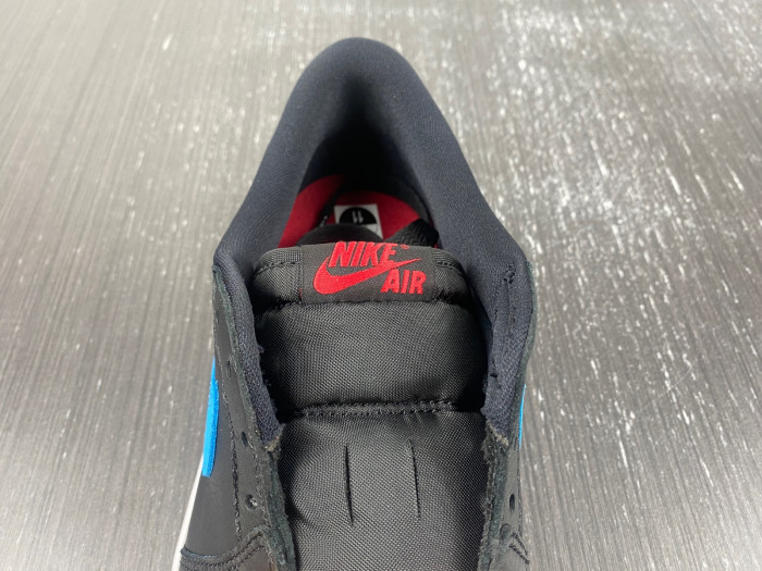 Air Jordan 1 Low OG WMNS “UNC to Chicago” CZ0775-046