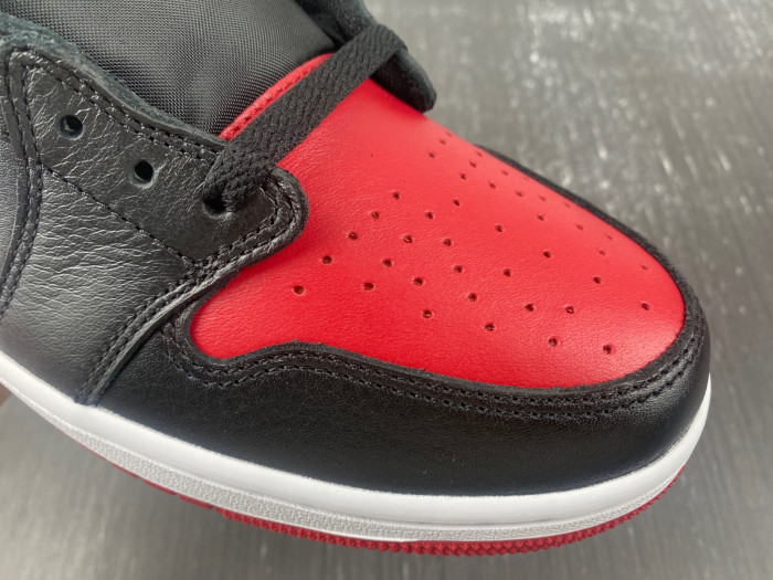 Air Jordan 1 Low OG WMNS “UNC to Chicago” CZ0775-046