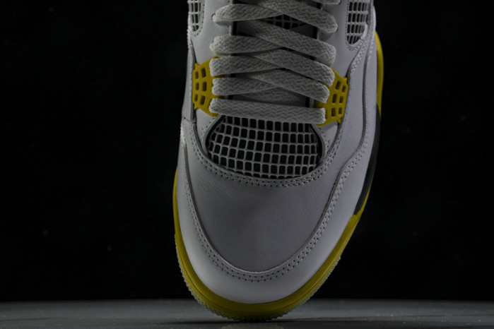 Air Jordan 4 WMNS “VividSulfur”  AQ9129-101
