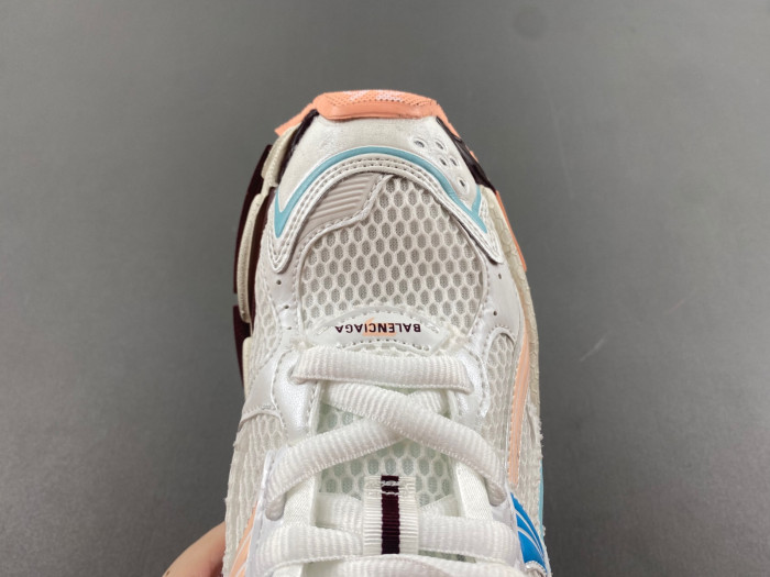 BLCG RUNNER 772774-W3RNY-0326