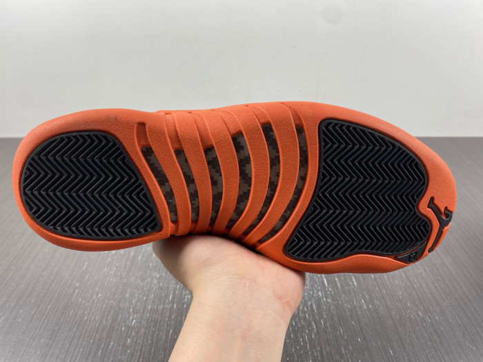 Air Jordan 12 WMNS “Brilliant Orange” FD9101-081