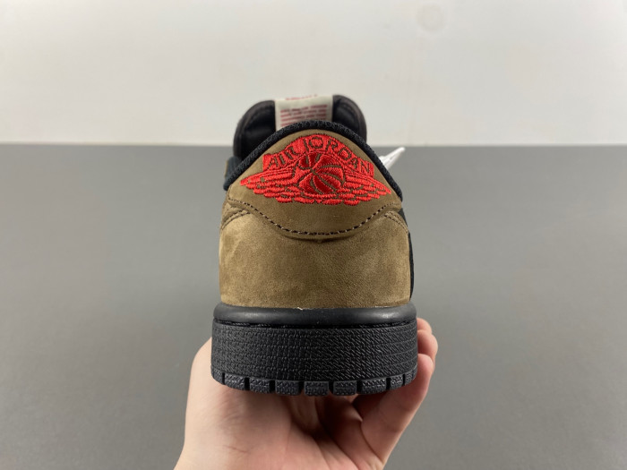 Travis Scott x Air Jordan 1 Low OG DM7866-202