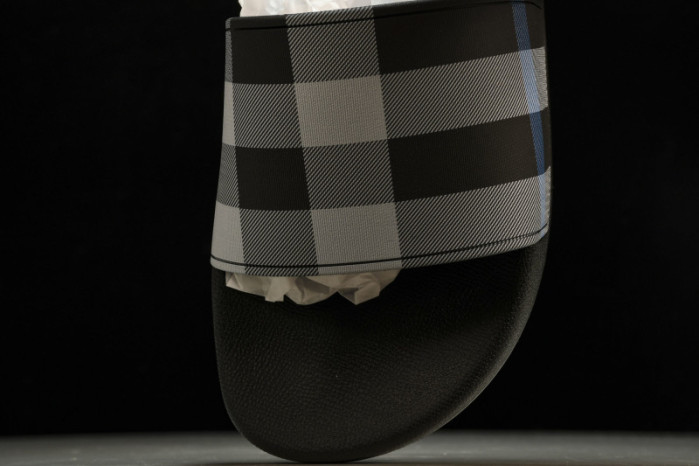 BURBERRY Slide