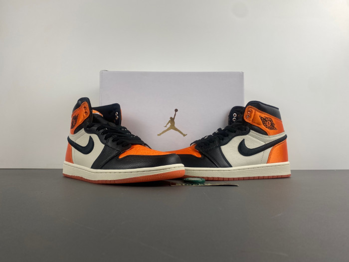 Air Jordan 1 Satin “Shattered Backboard”  AV3725-010