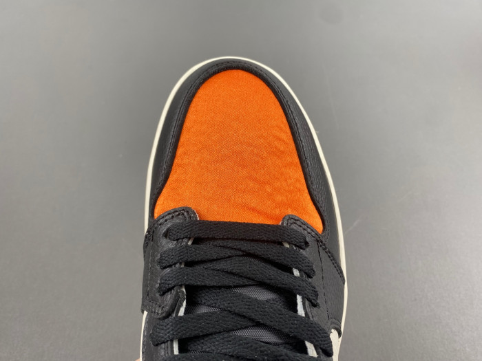 Air Jordan 1 Satin “Shattered Backboard”  AV3725-010