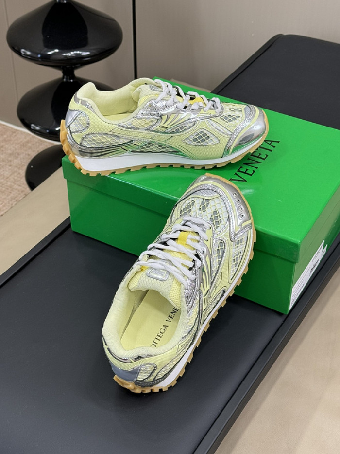 bo*te*ga Ve*ne*ta orbit sneaker