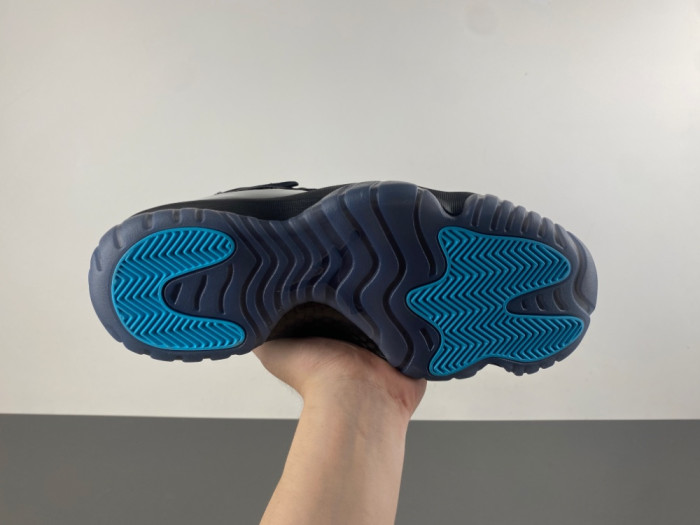 Air Jordan 11 “Gamma” CT8012-047 ( New)