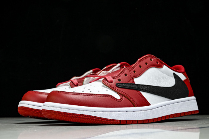 Travis Scott x Air Jordan 1 Low OG DM7866-101