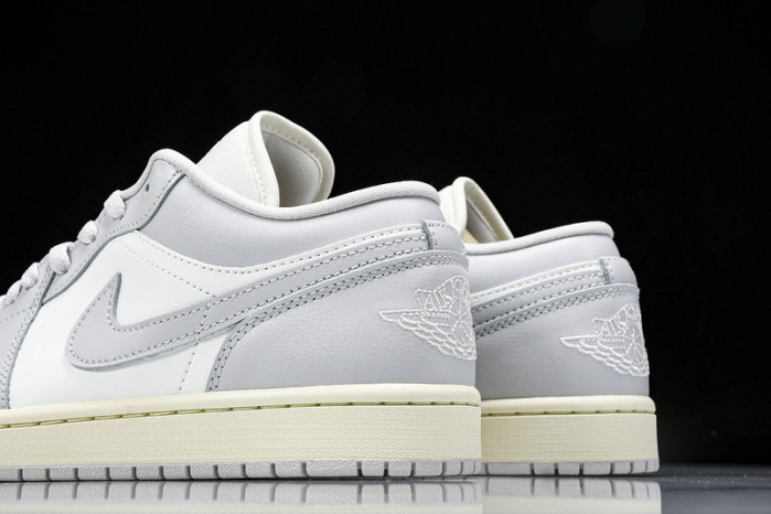Air Jordan 1 Low DC0774-103