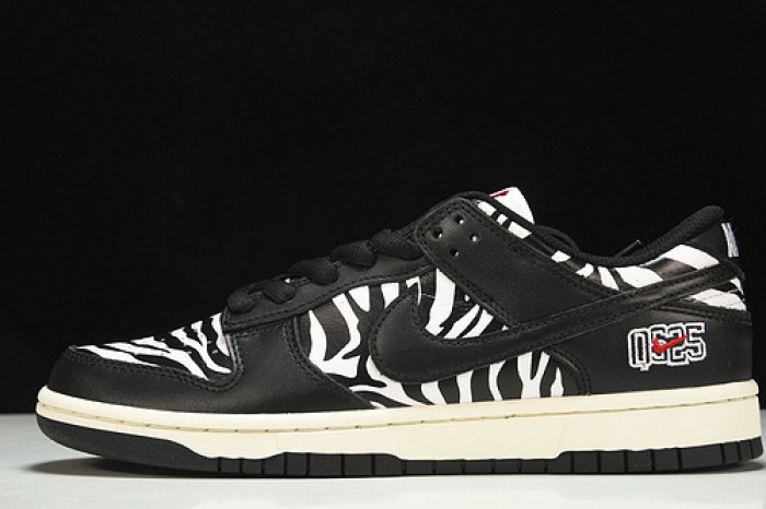 Quartersnacks x Nike SB Dunk ''Zebra'' DM3510-001
