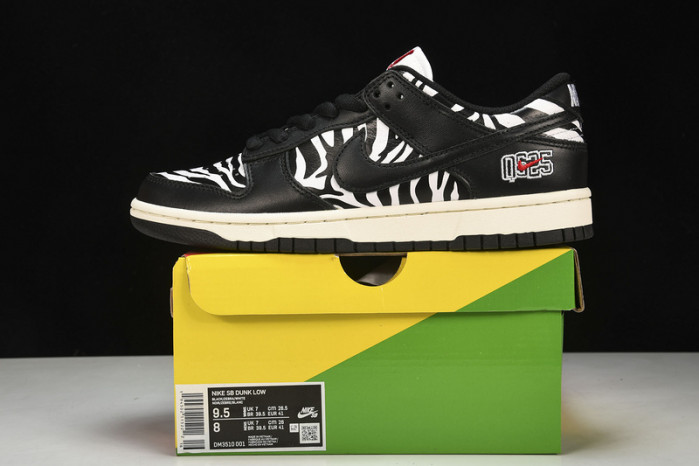 Quartersnacks x Nike SB Dunk 