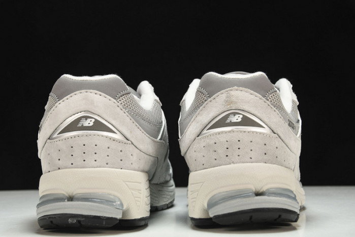 New Balance yeeshoes ML2002RO