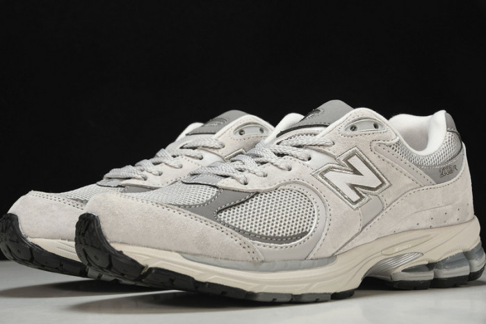 New Balance yeeshoes ML2002RO