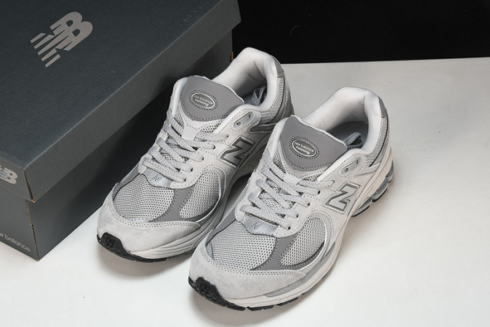 New Balance yeeshoes ML2002RO