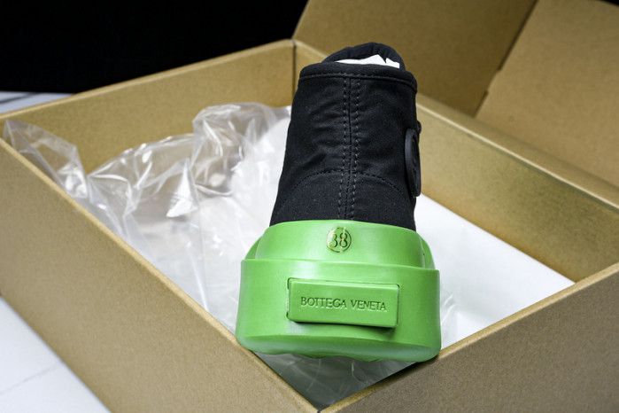 bo*te*ga Ve*ne*ta jumbo sneaker