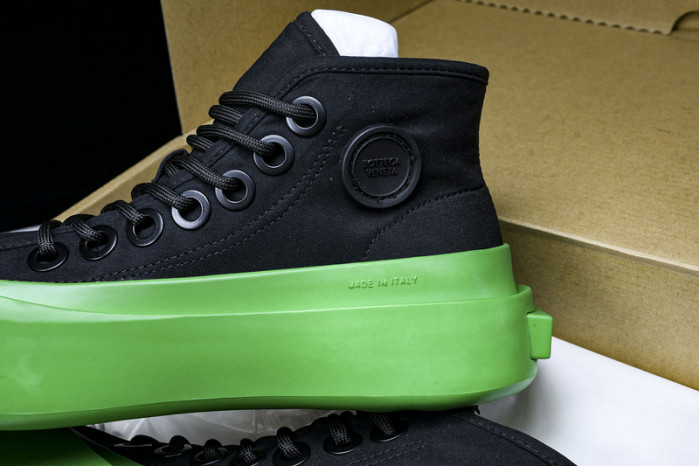bo*te*ga Ve*ne*ta jumbo sneaker