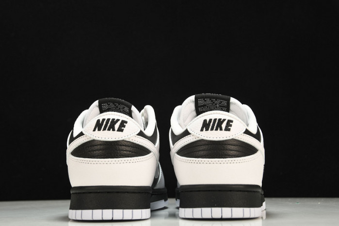 Nike Dunk Low‘Reverse Panda’ FD9064-011